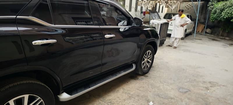 Toyota Fortuner 2018 5