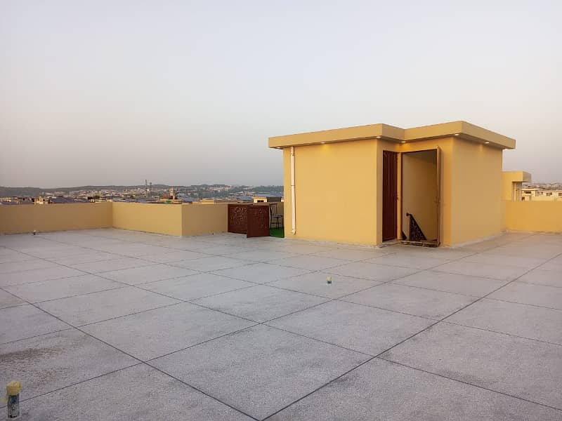 Bahria Town, phase 8, 14.5 Marla double unit house on investor rate 40