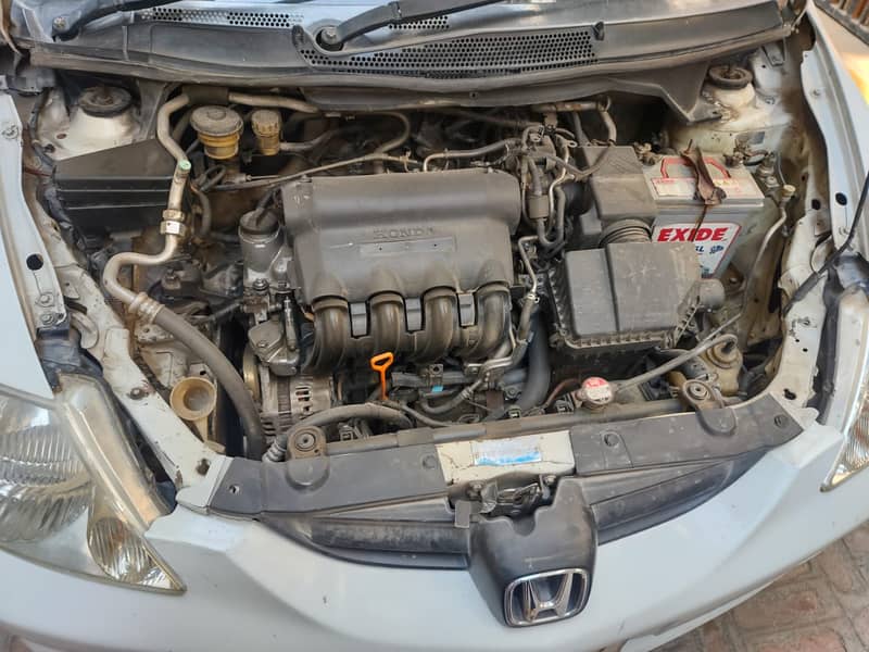 Honda City IDSI 2005 1300 manual 2