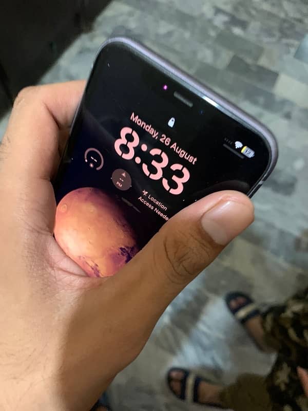 iphone 11 with box non pta 4