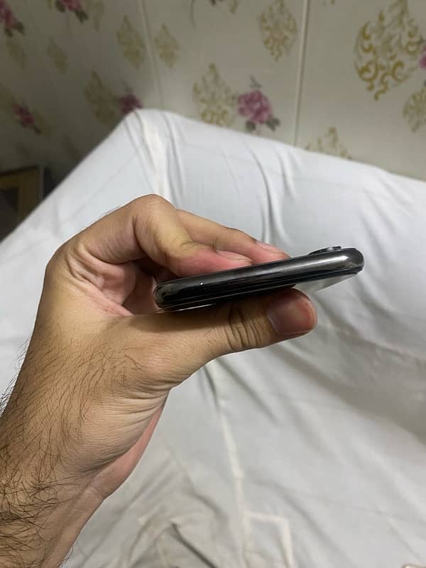 iPhone X 64GB FU 4