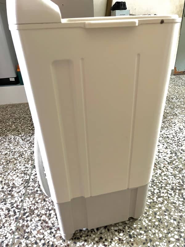 Slightly used Haier Washing Machine  available for sale…!! 8