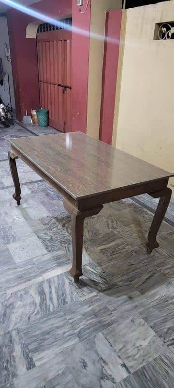 Heavy Strong Quality Dinning Table Available For Sale! 4