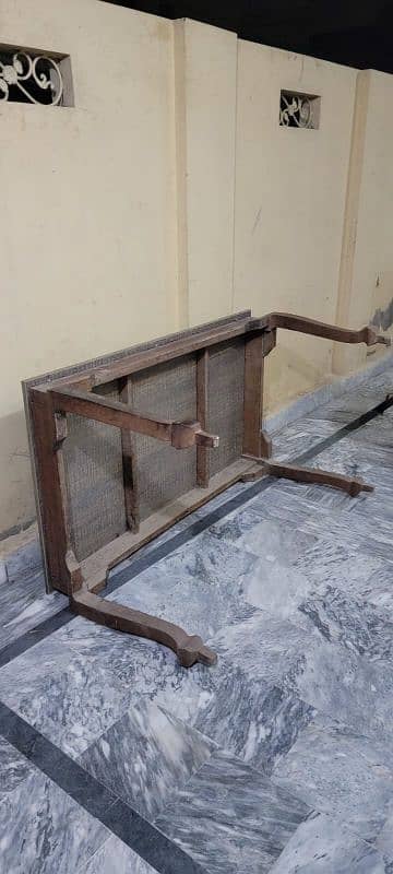 Heavy Strong Quality Dinning Table Available For Sale! 7