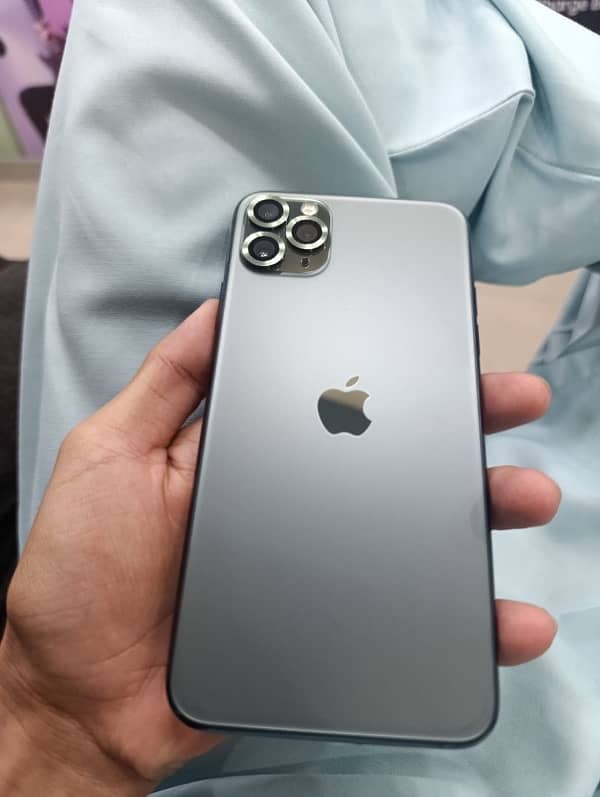 iPhone 11 Pro Max 0