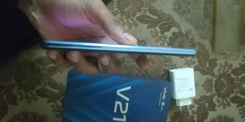 Vivo V21 Sale for Urgent payment 2