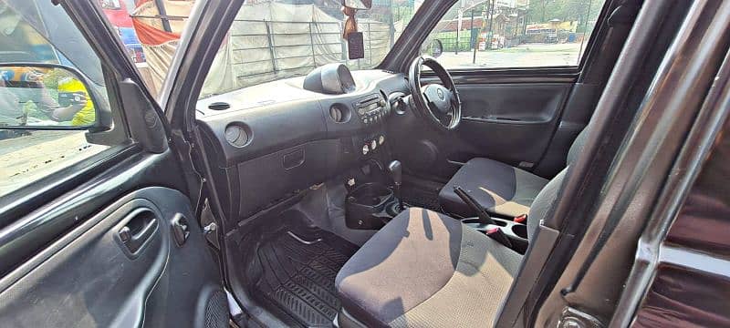 Daihatsu Esse 2010/14 4