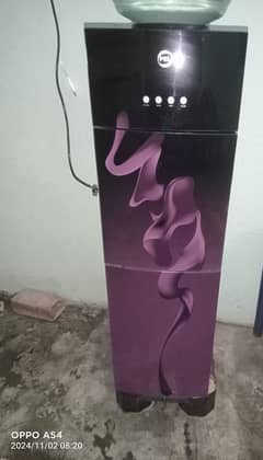 pel water dispenser new condition