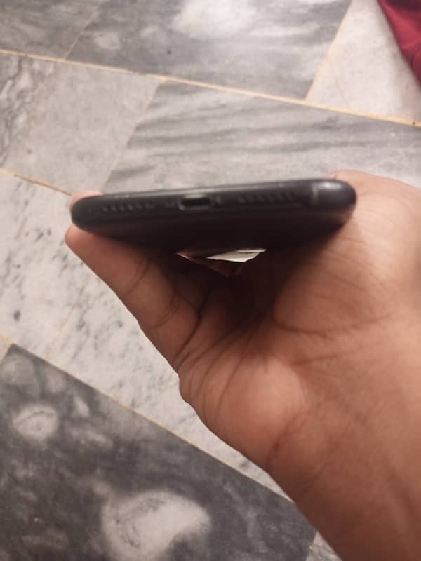 iPhone XR 64gb jv non active 5