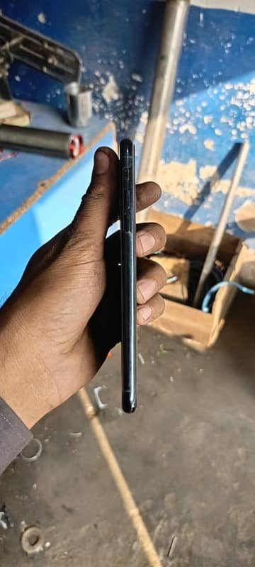 iphone 11 pro max 256 gb pta approve 2