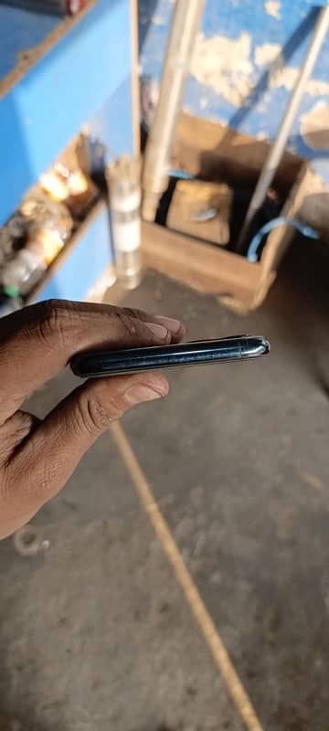 iphone 11 pro max 256 gb pta approve 5