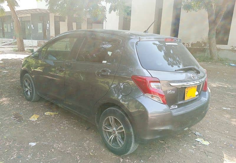 Toyota Vitz 2014 registered 2017 7