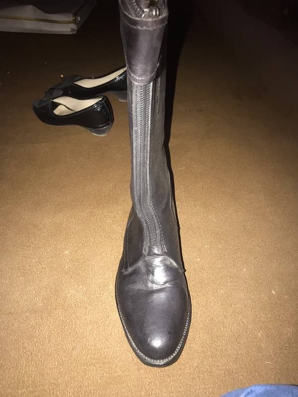 Horse Riding Shoes For Sale. . . . . Urgent Sale 5