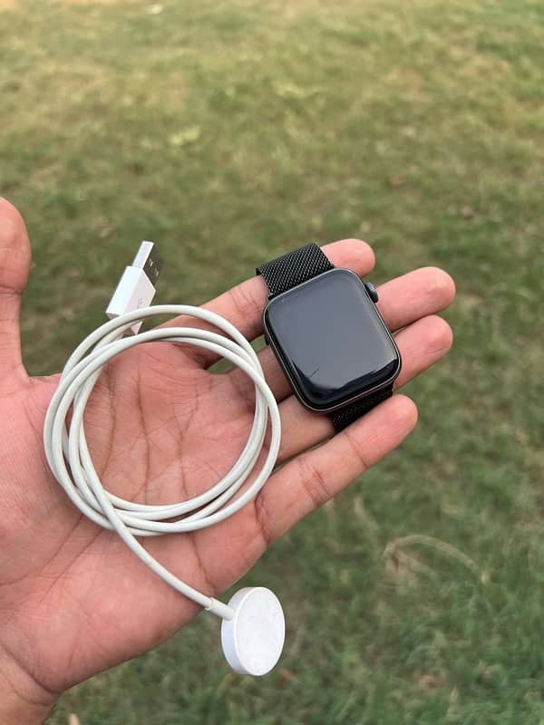 Apple watch series 5 0