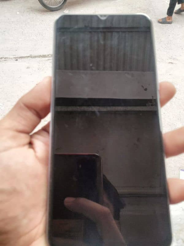 vivo y20 10/10 one hand used  pta  whatsapp0311 6798607 4