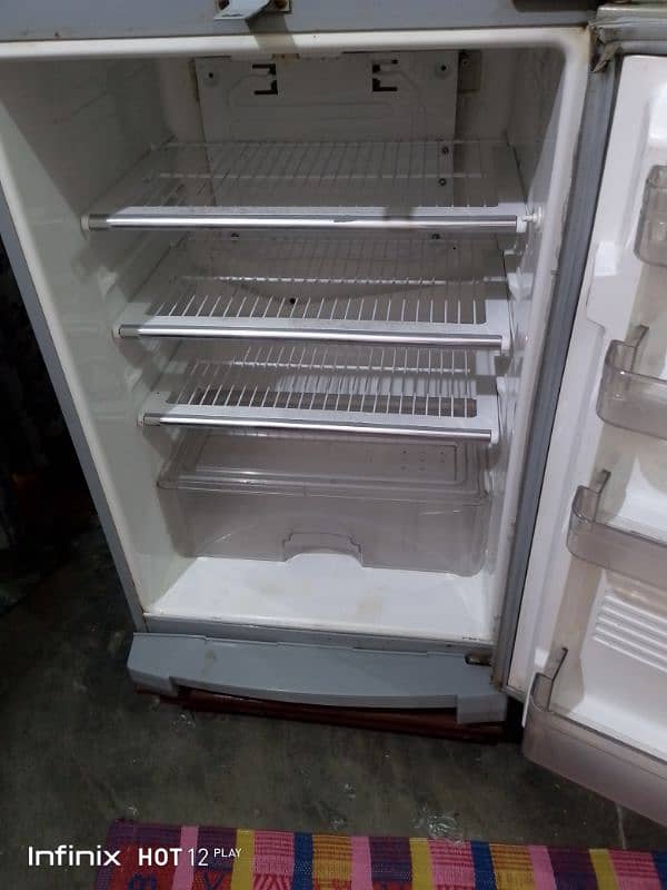 Dawlance Refrigerator 1