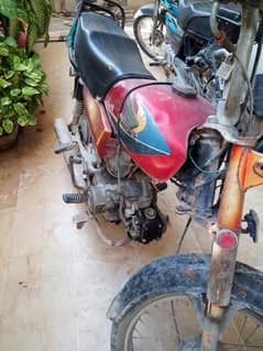 Honda 70 Sukkur 42k