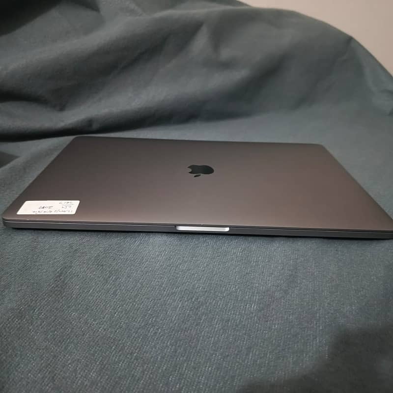 [Urgent Sale] Macbook Pro 2019 (16 Inches") Brand New Condition 3