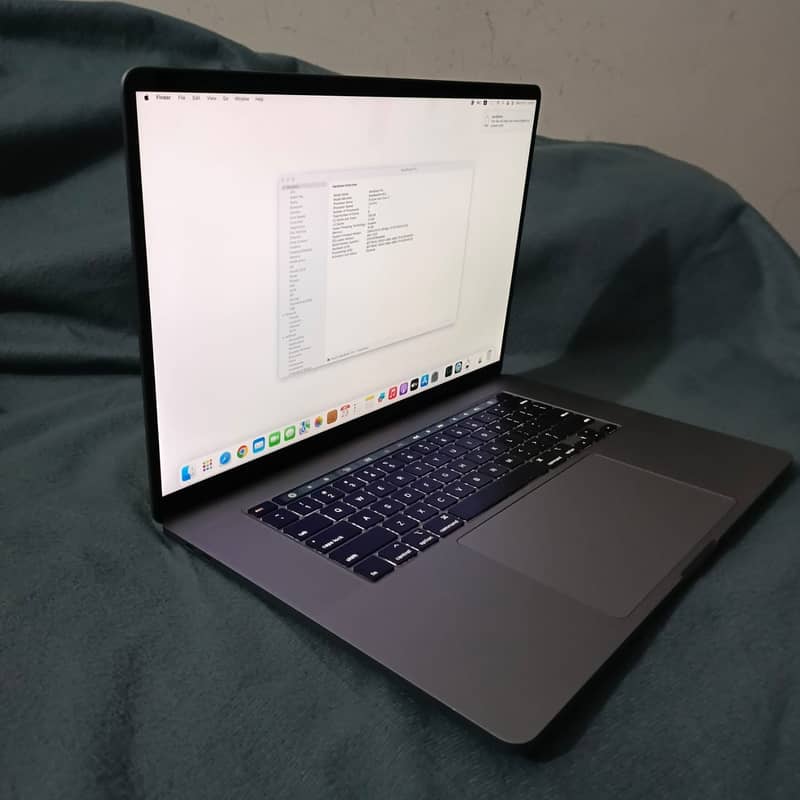 [Urgent Sale] Macbook Pro 2019 (16 Inches") Brand New Condition 5