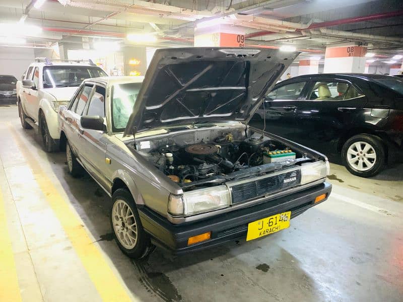 Nissan Sunny 1987 5