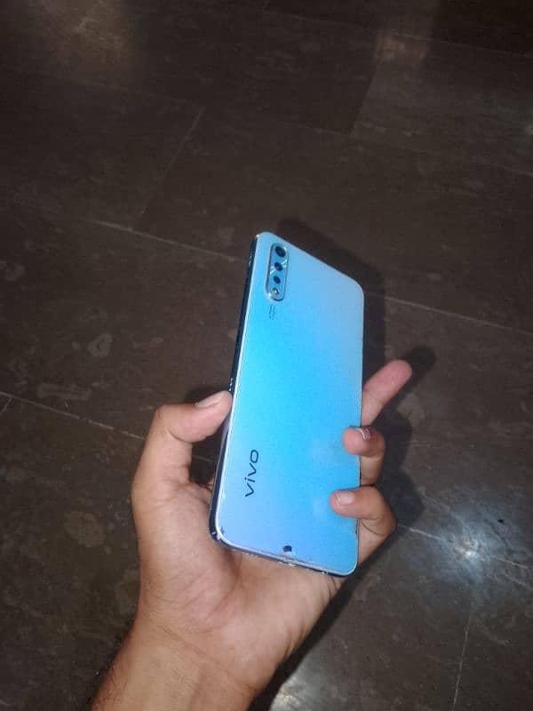 vivo s1 1