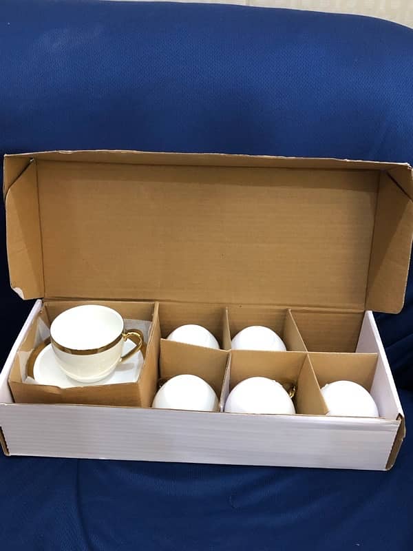 New chaina bon Green crockery cup,soop set,cup prish and other 7