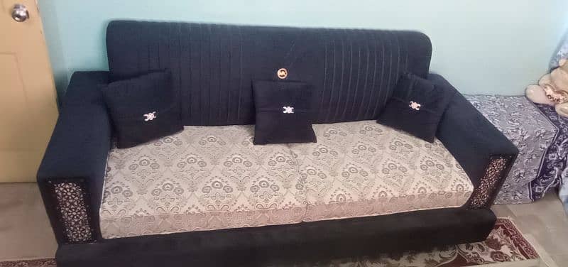 7 seater Sofa Set 0