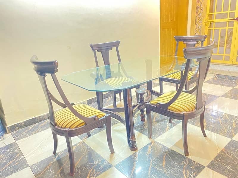 Dining Table 4 chairs set 4