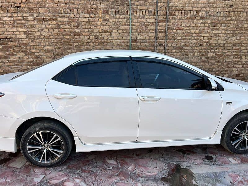 Toyota Corolla Altis 2021 6