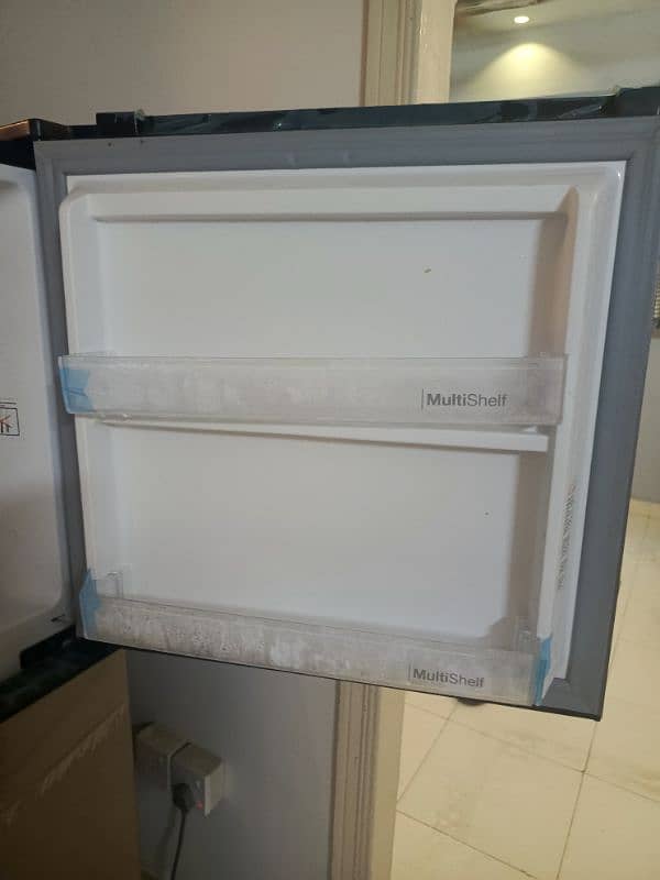 Dawlence Fridge 10 cft New Condition. 2