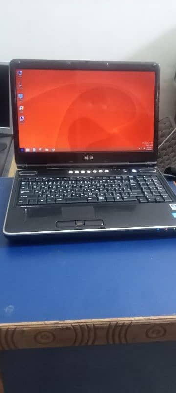 laptops are available for sale 1