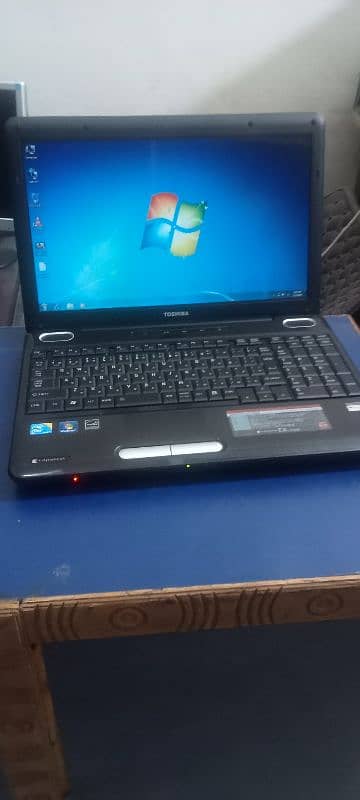 laptops are available for sale 3