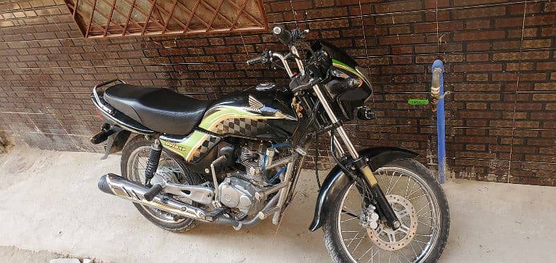 Honda deluxe 2012- 125 total genion condition 3