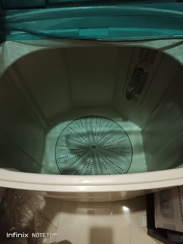 washer in good condition for urgent sell 2