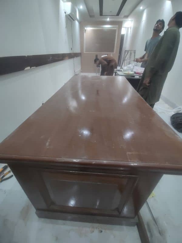 office big size table for sale 1