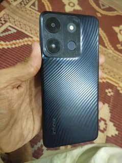 infinix smart 7  4/64 full box phone num 0 3 2 3 4 0 3 1 4 3 3