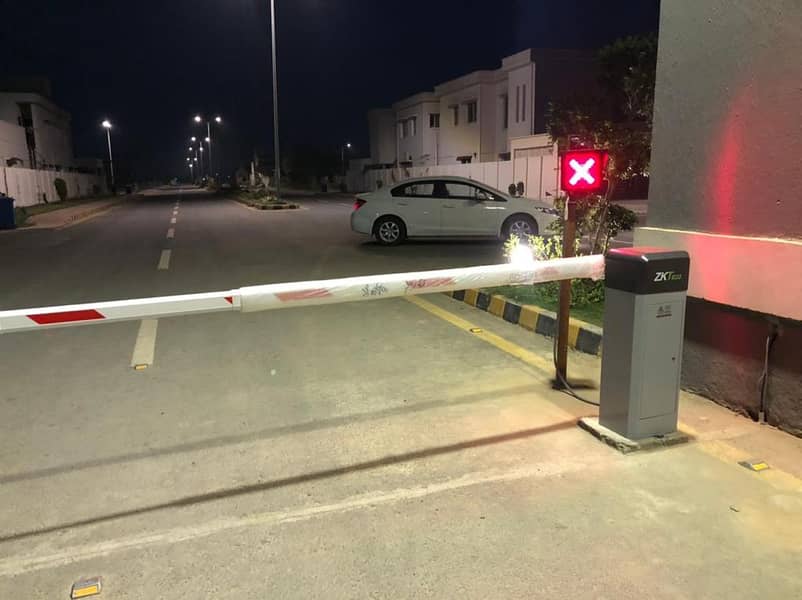 Automatic road barriers / boom barriers / 11