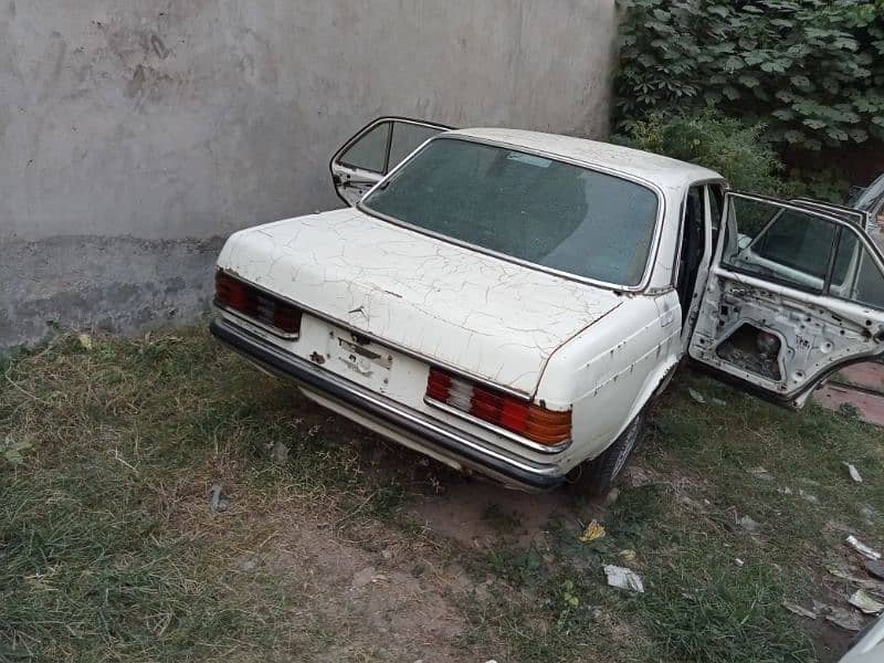 Mercedes benz W123 E Class 1982 1