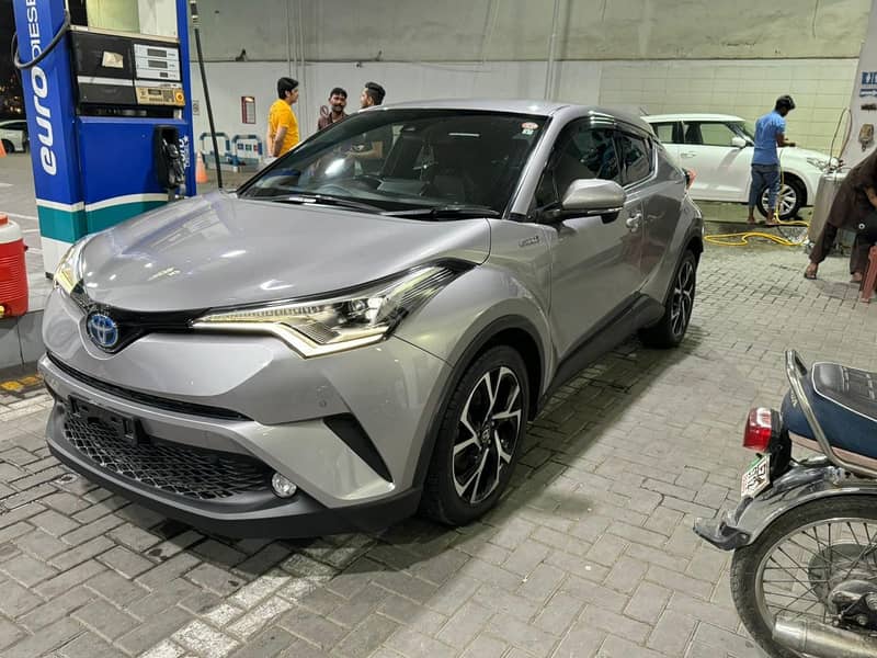 Toyota C-HR 2024 1