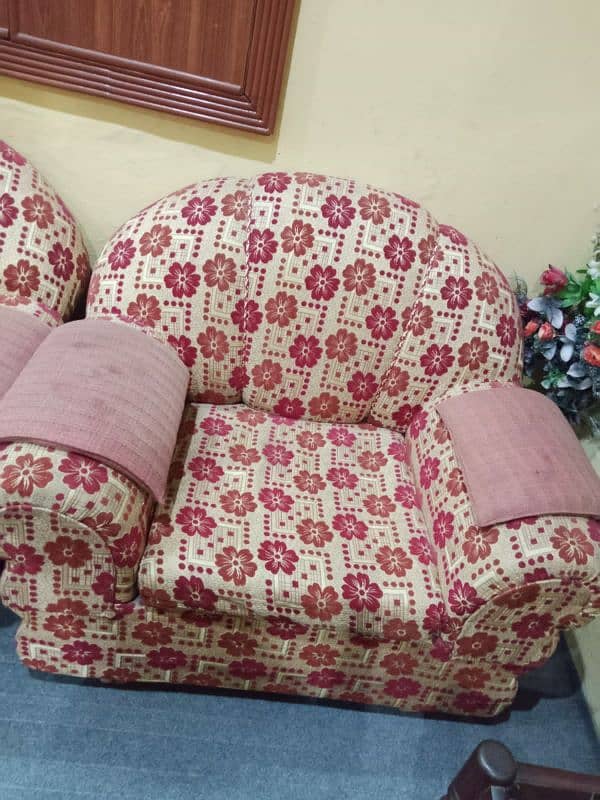 One Large Sofa And Two Small Sofa Set 5