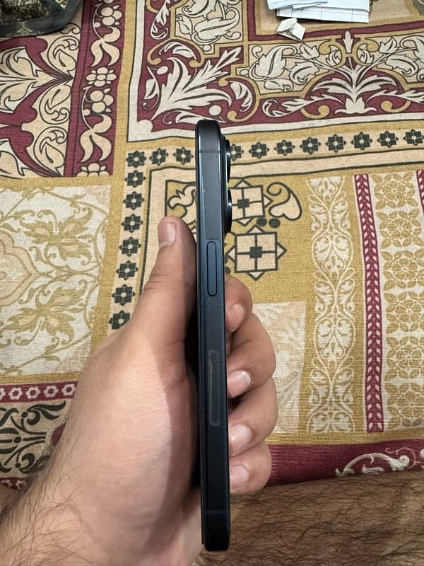 iPhone 15 pro Factory Unlocked 10/10 Blue Titanium NON PTA LLA 5