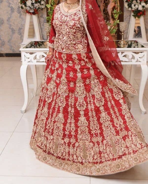 Bridal Lahnga | Barat Dulhan Dress | Barat Lahnga 4