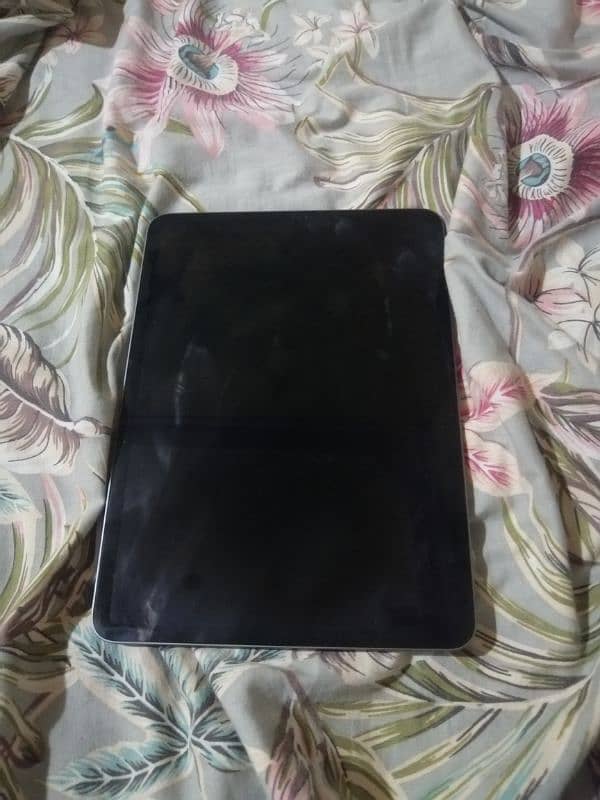 ipad m1 chip  i am selling 5