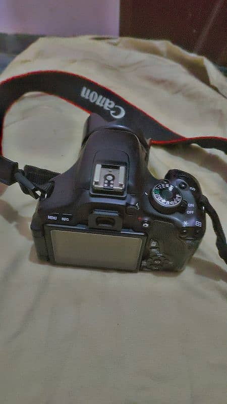 Canon 600D 4