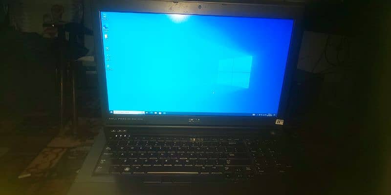 Dell Precision M6700, i7-3520M 1