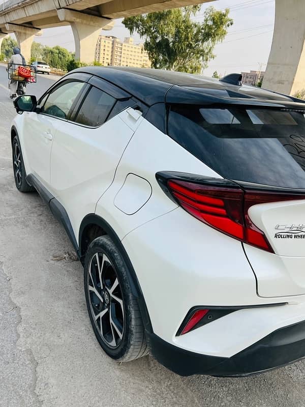 Toyota C-HR 2020 6