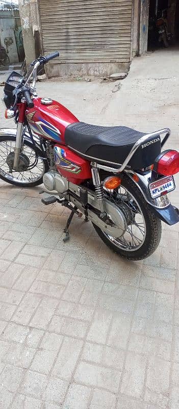 Honda 125 2022 3