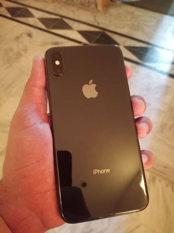 iPhone XS MAX 256GB NON PTA 1