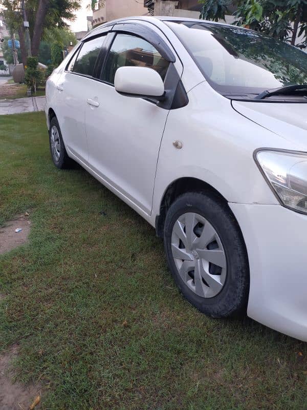 Toyota Belta 2006/11 1