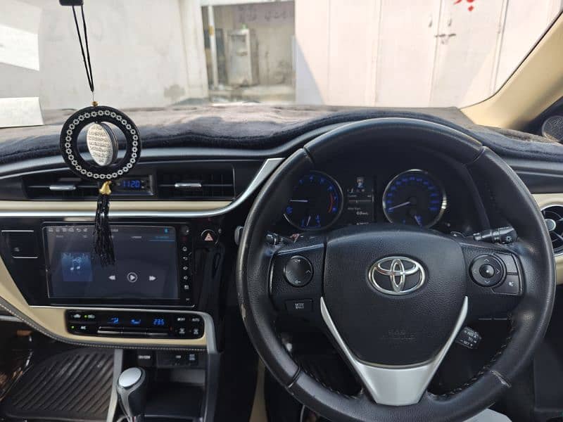 Toyota Altis Grande 2019 12